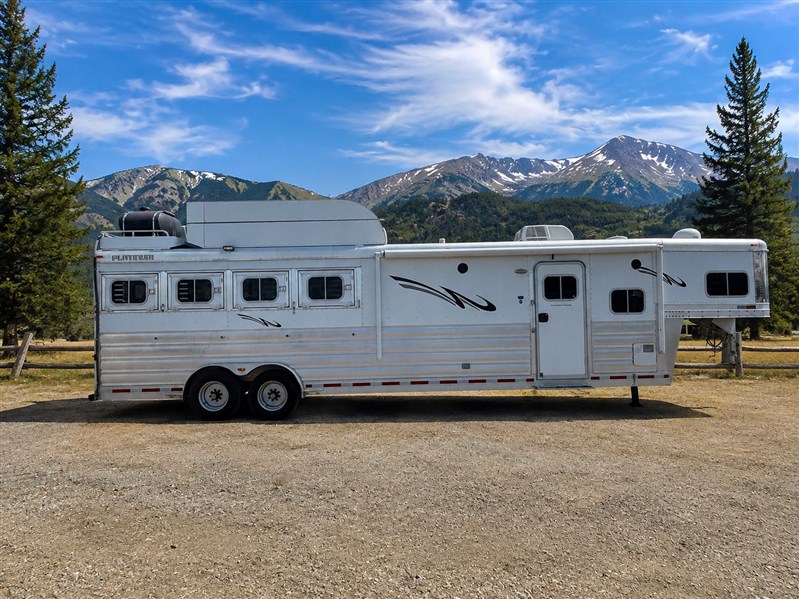 2015 Platinum Living Quarters