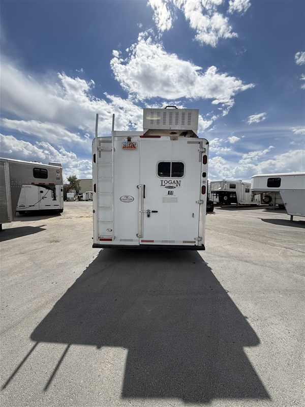Trailer Photo 3