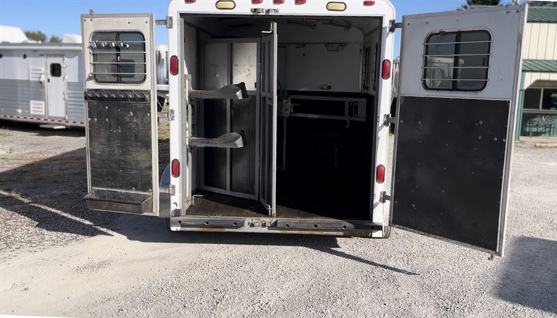 Trailer Photo 19