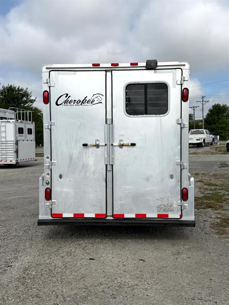 Trailer Photo 4