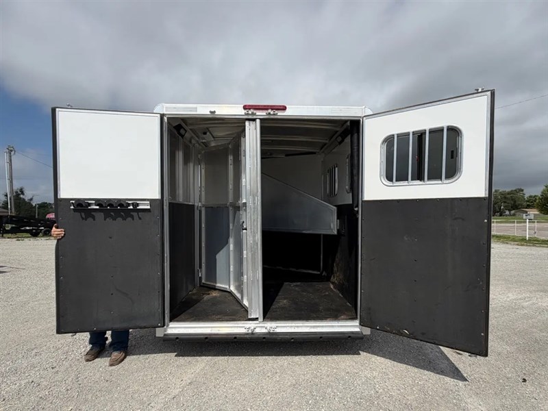 Trailer Photo 6