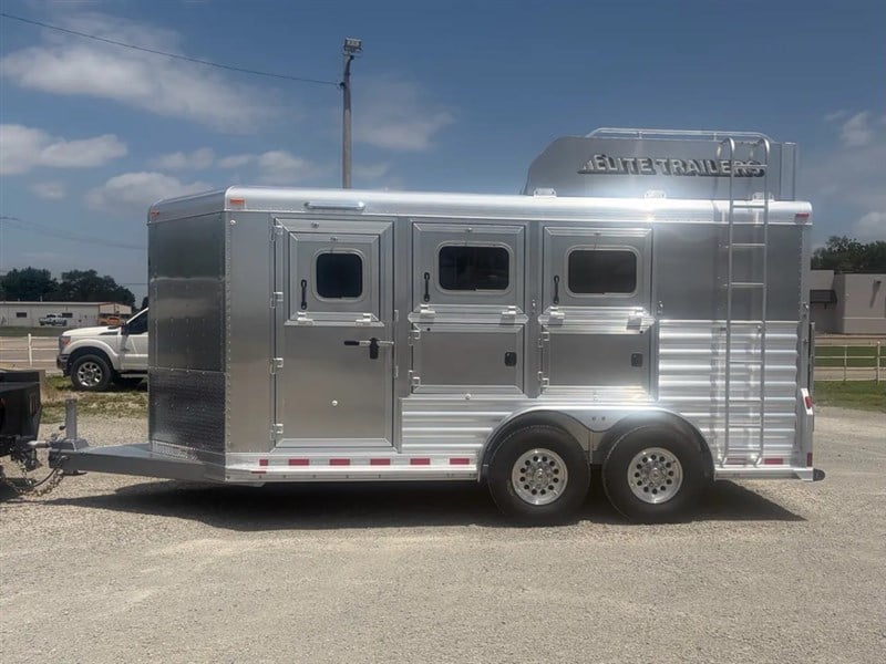 Trailer Photo 2