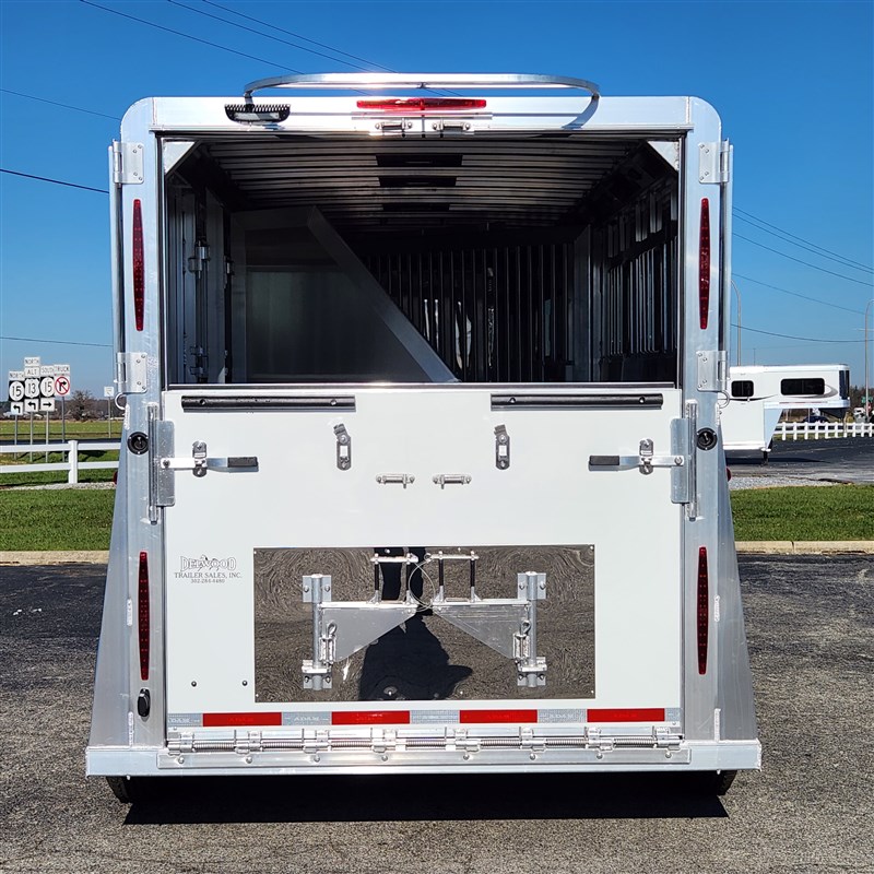 Trailer Photo 15