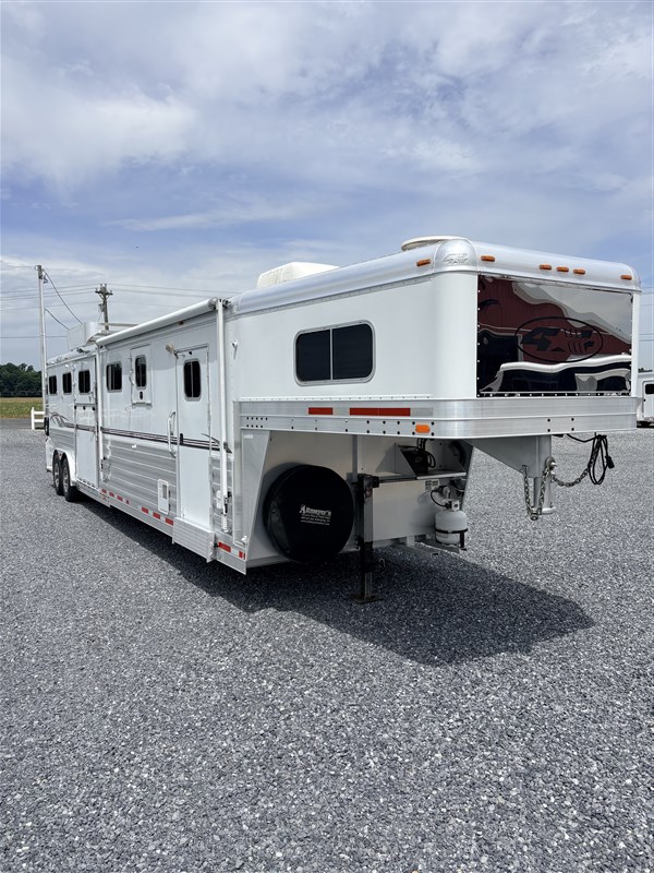 Trailer Photo 3