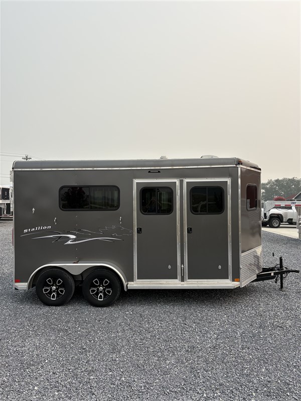Trailer Photo 2