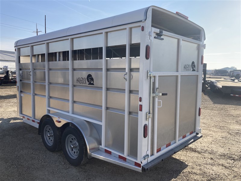 2023 Maverick Maverick 3 Horse