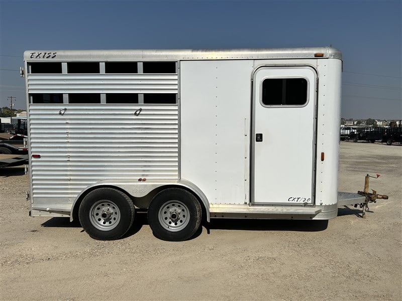 2003 Exiss 2 horse slant