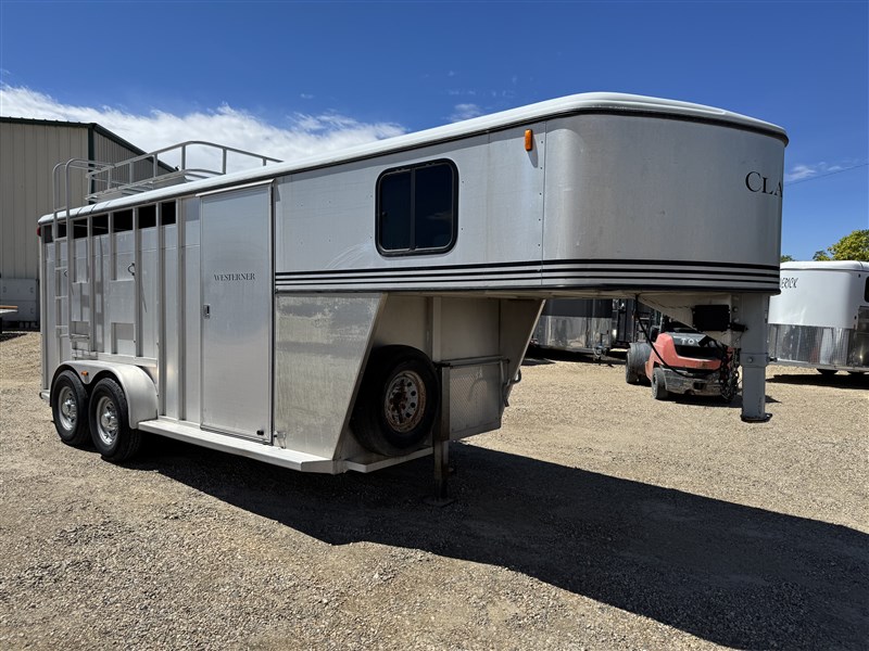 Trailer Photo 2