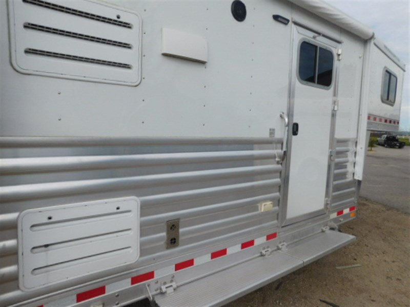 Trailer Photo 9
