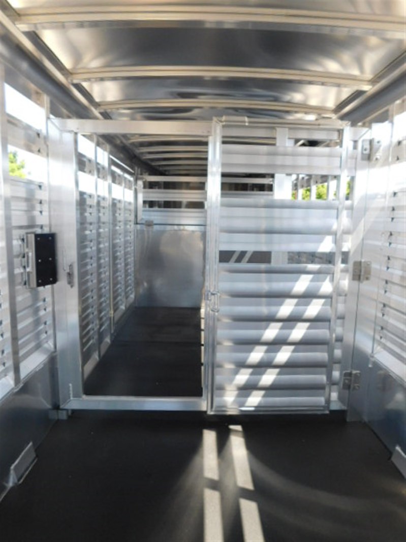 Trailer Photo 6