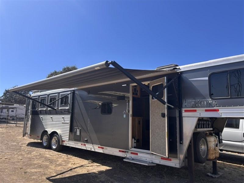 Trailer Photo 21