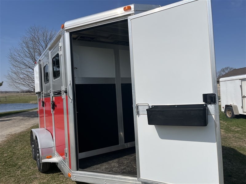 Trailer Photo 10