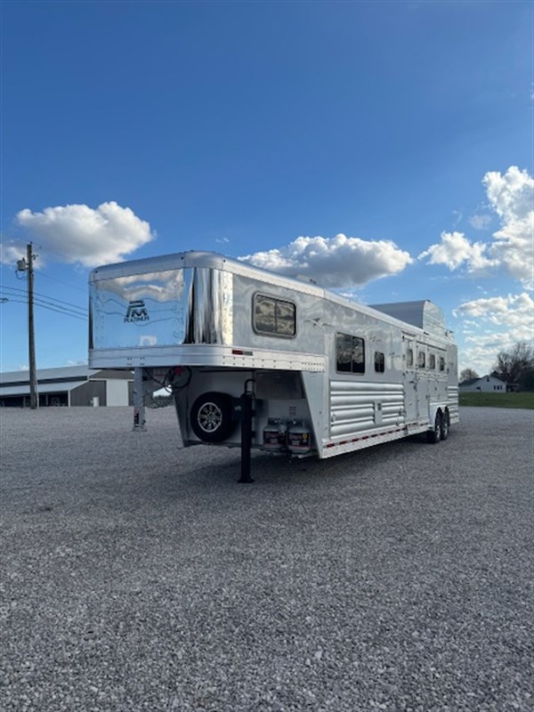 2026 Platinum Coach 4h rear bside load 12'8" outlaw xp lq