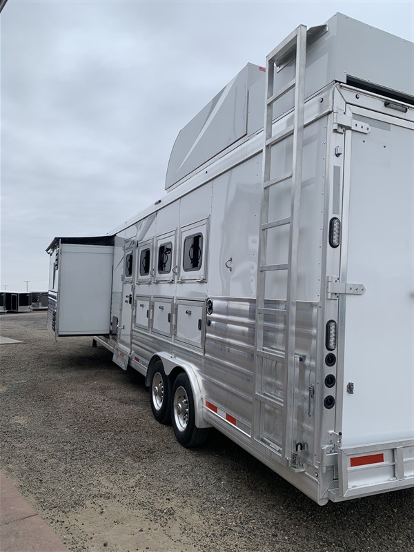 Trailer Image