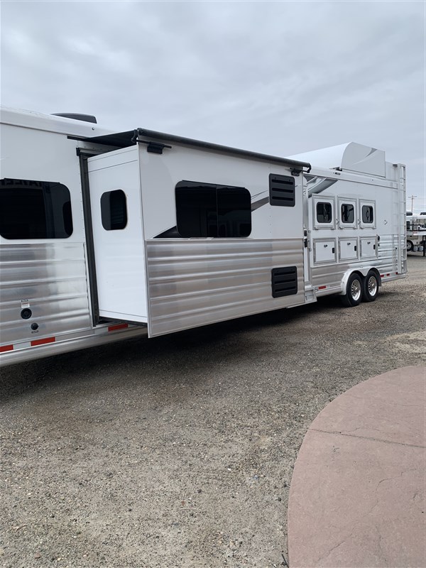 Trailer Image