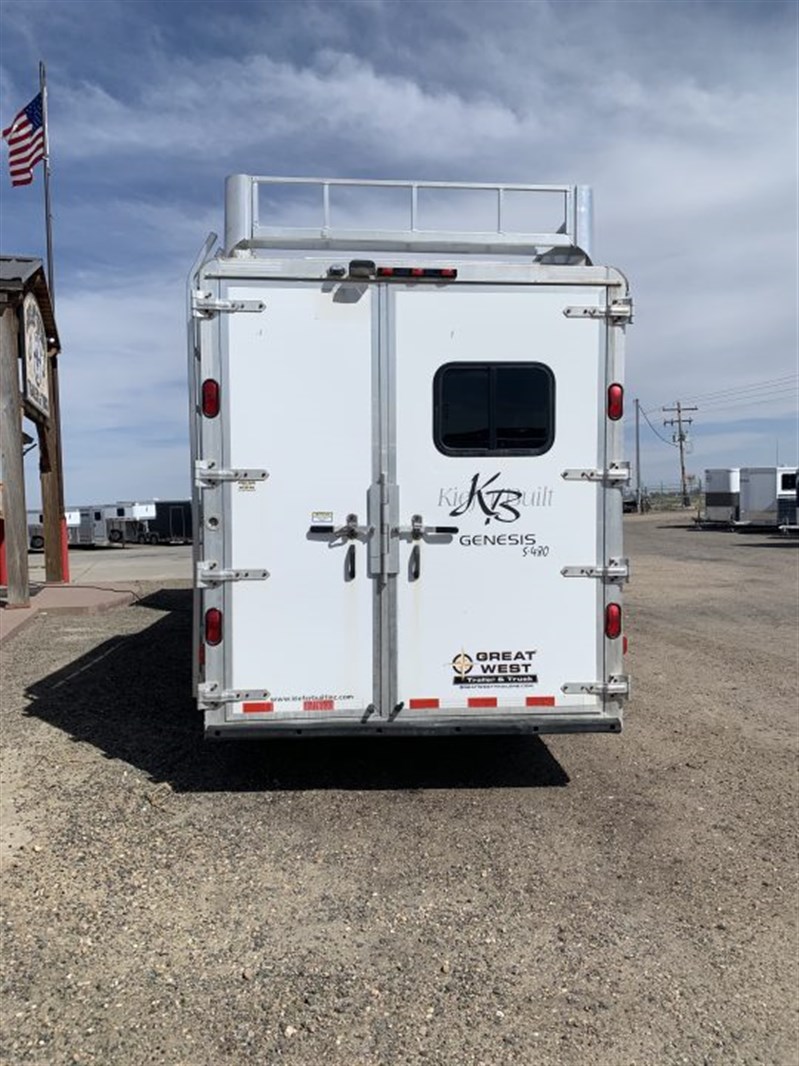 Trailer Photo 15