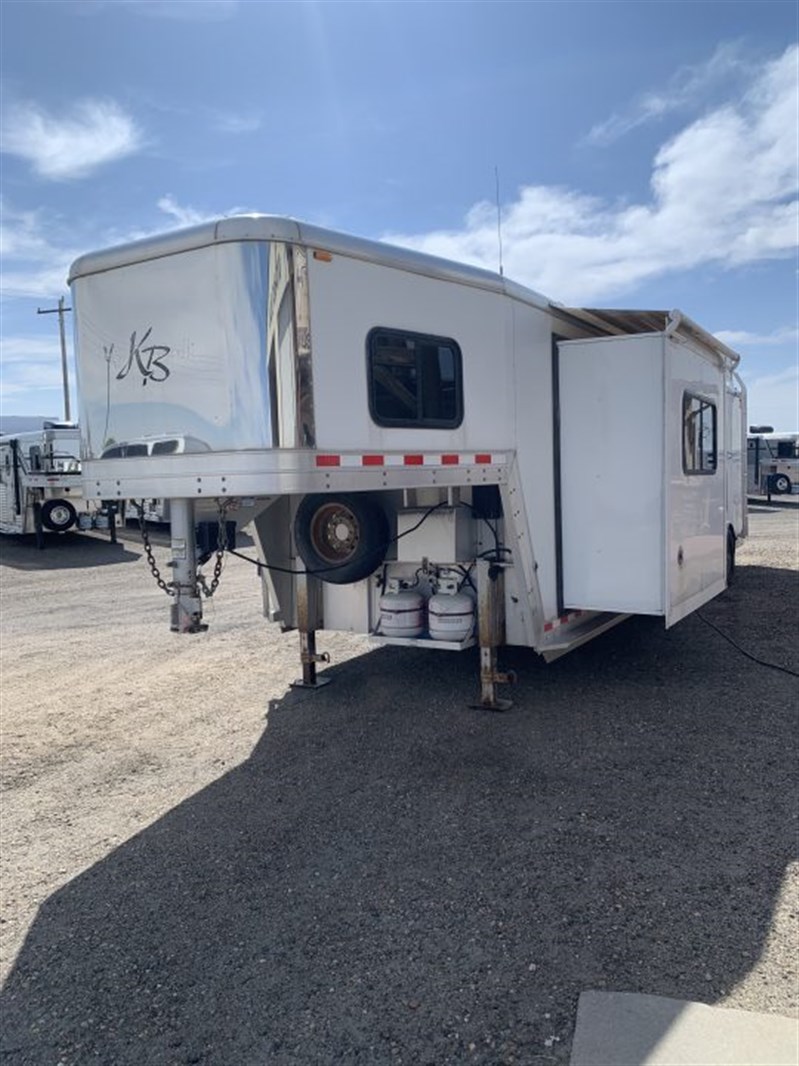 Trailer Photo 16