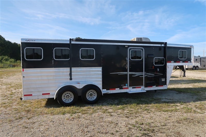 2013 Exiss 7306 3 horse lq j4080a