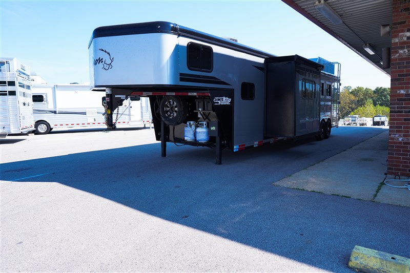 2026 Bison 8315 ranger 3 horse j5113
