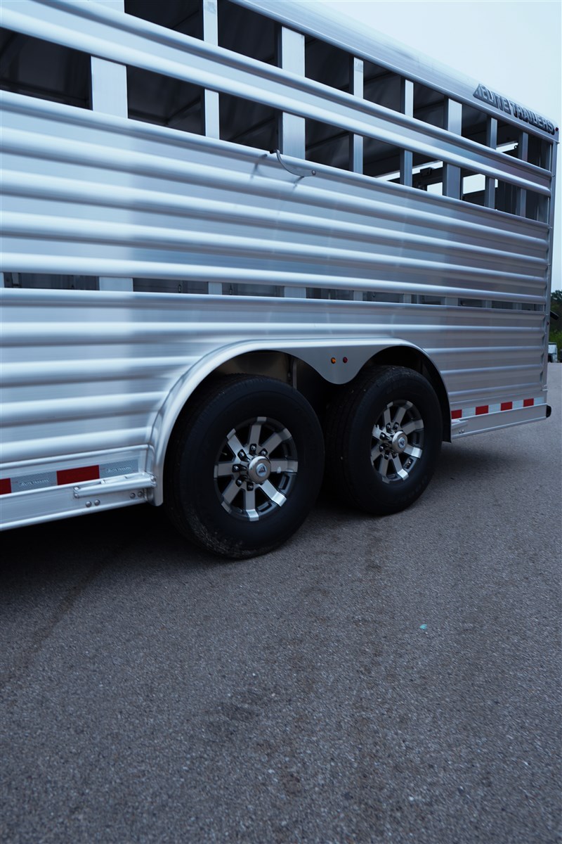 Trailer Photo 3