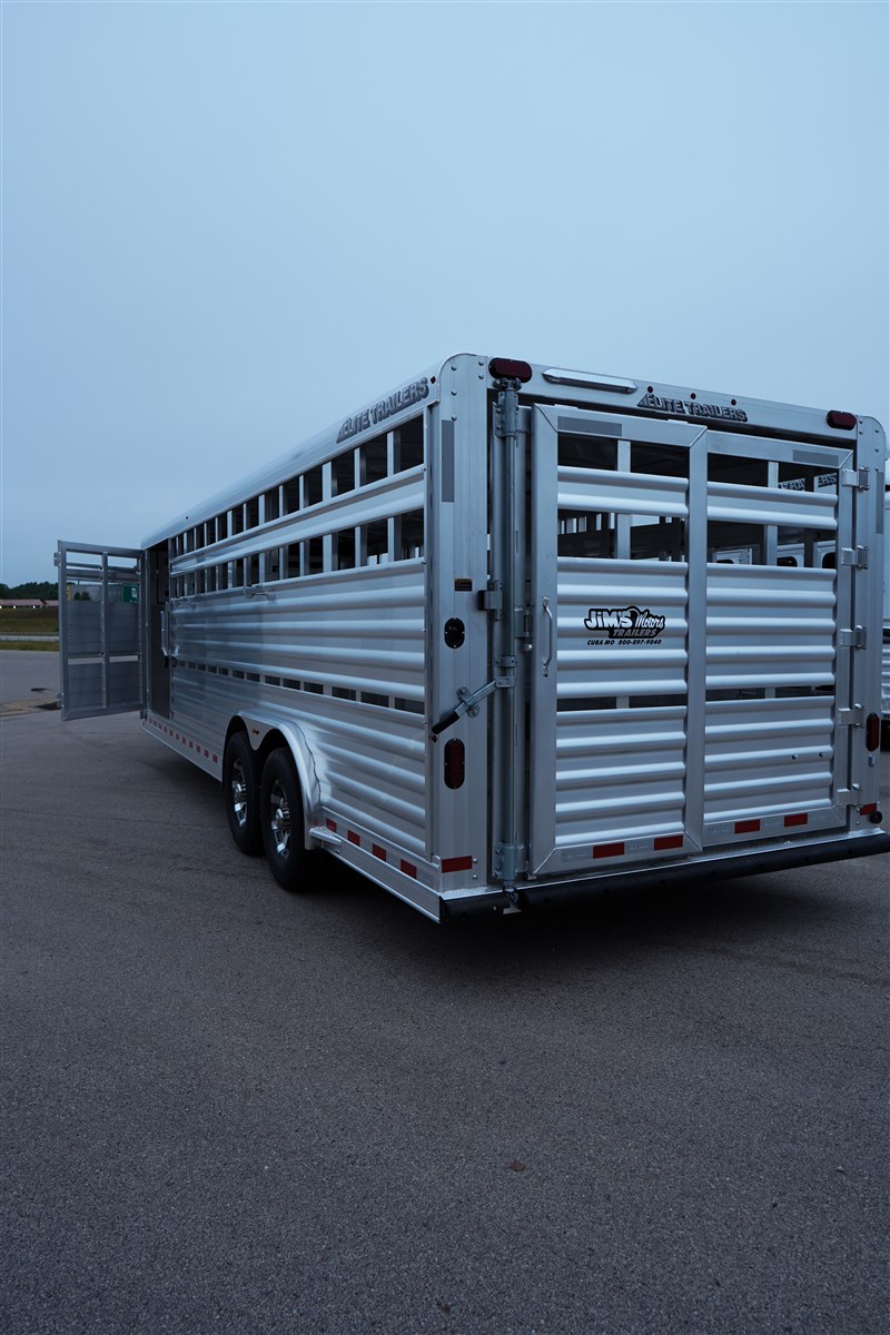 Trailer Photo 4