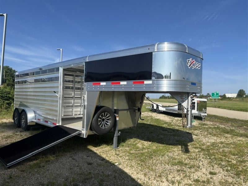 Trailer Photo 2
