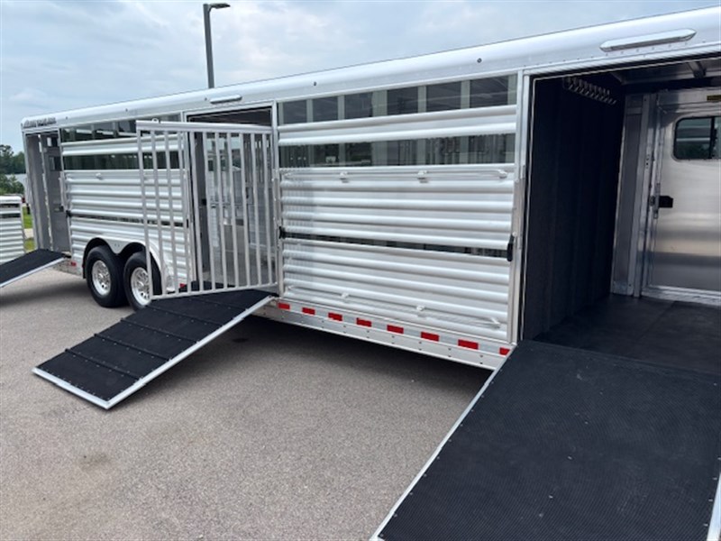 Trailer Photo 18