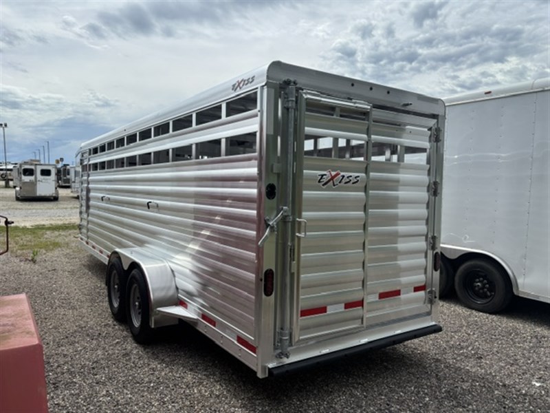 Trailer Photo 8