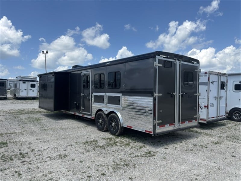Trailer Photo 3