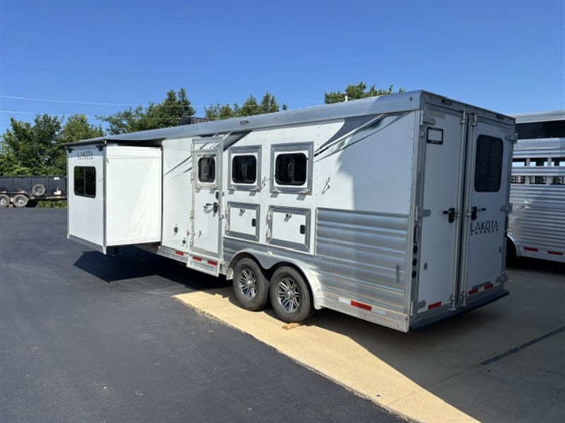 Trailer Photo 3