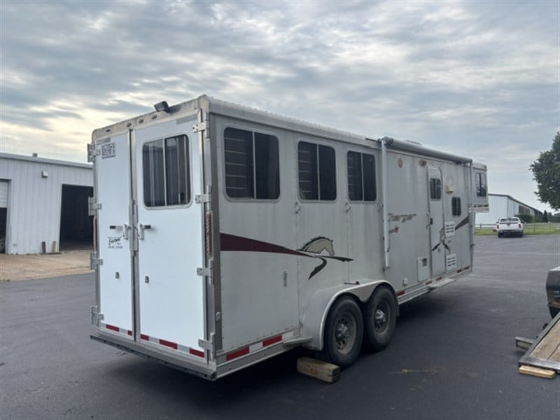 Trailer Photo 3