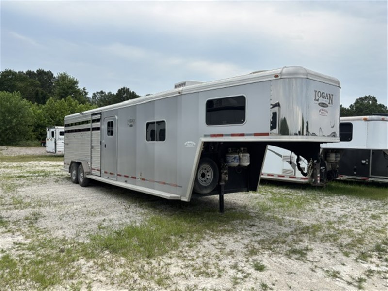 Trailer Photo 2