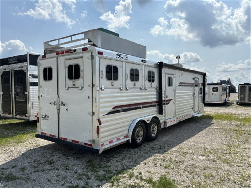 Trailer Photo 4