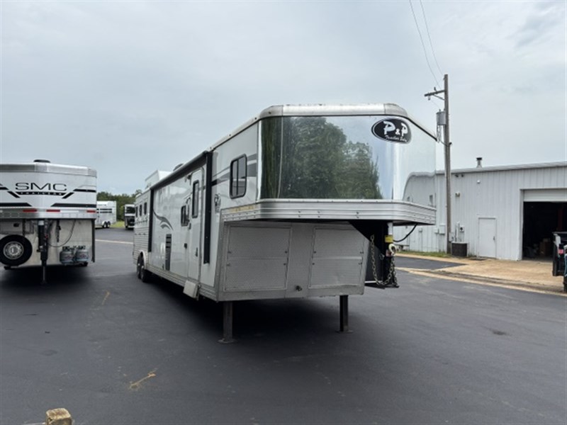 Trailer Photo 2