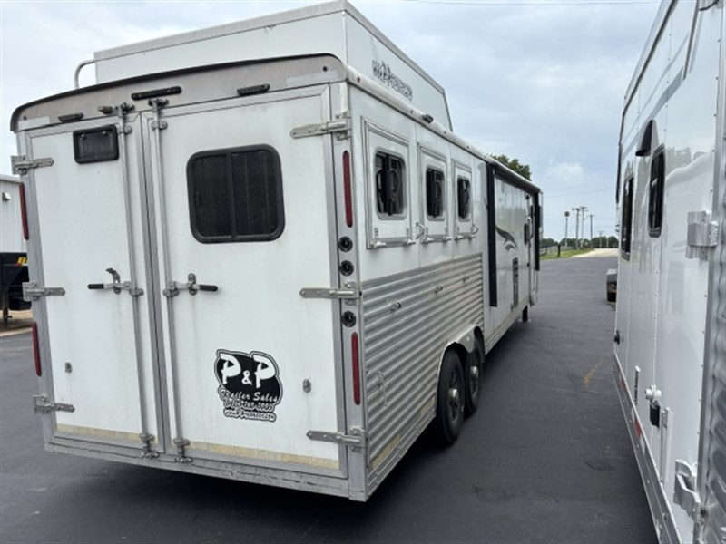 Trailer Photo 4