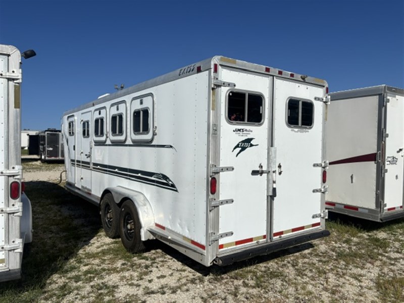 Trailer Photo 3