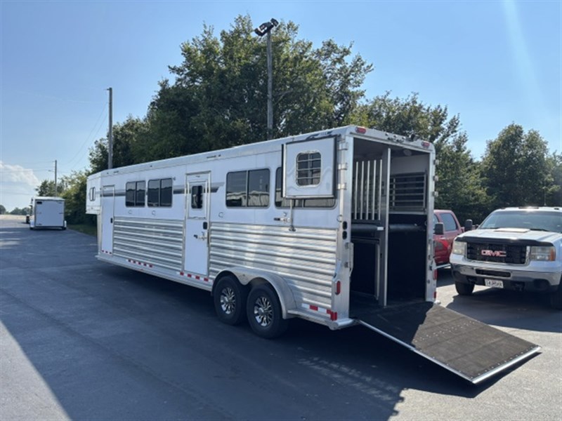Trailer Photo 3