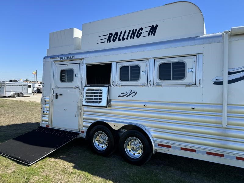 2024 Platinum Coach 4 horse with 13.8 sw side load