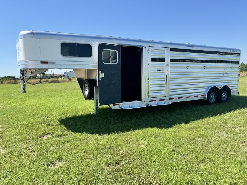 2024 Platinum Coach 4 horse 8 wide trailer special with smart tack