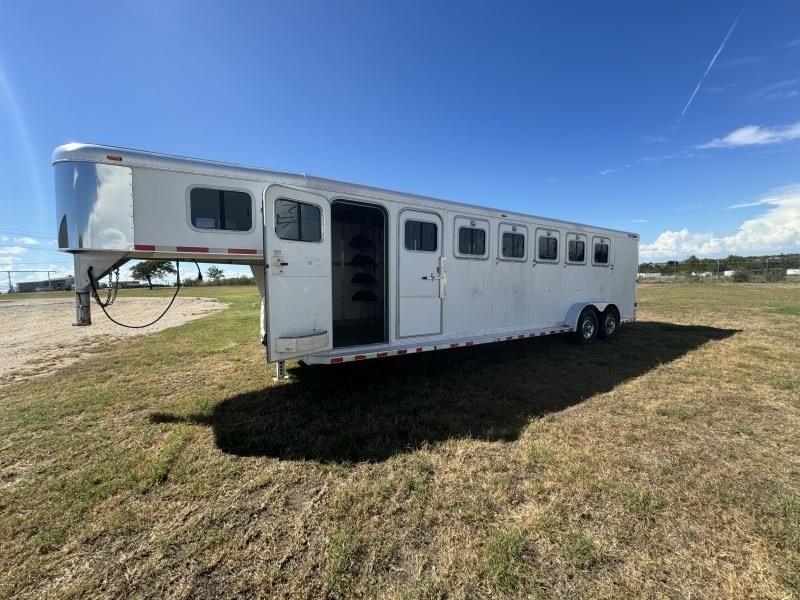 2004 Sooner 2004 sooner trailers 6 horse slant