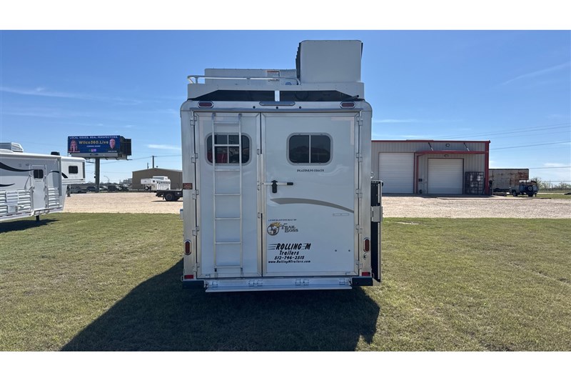 2026 Platinum Coach 4 horse 10' 8" sw living quarters trailer