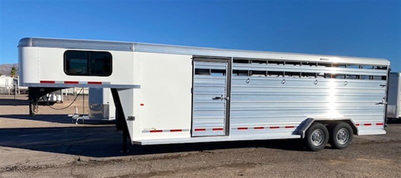 2022 Logan 24' Stock Combo