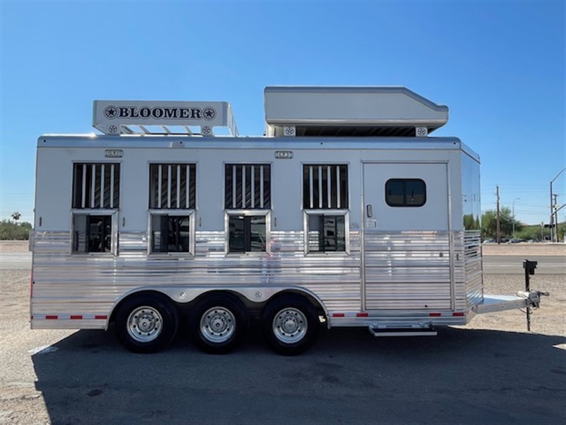 2010 Bloomer 4 Horse Bumper Pull
