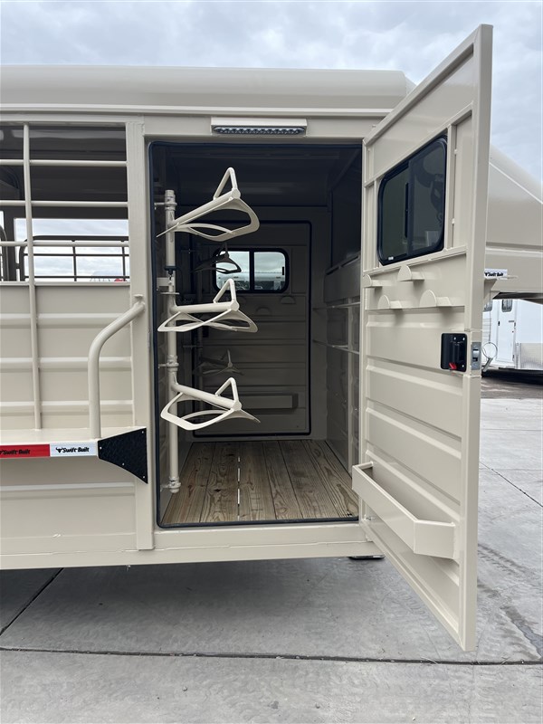 2024 Swift Built 24 Stock Combo W Double Tack Doors   1519863 0b015d51 