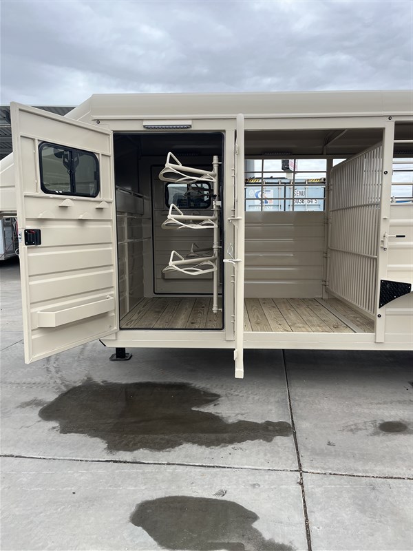 2024 Swift Built 24 Stock Combo W Double Tack Doors   1519863 60f06f5f 