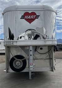 2024 Hart 26' lariat stock with a smart tack