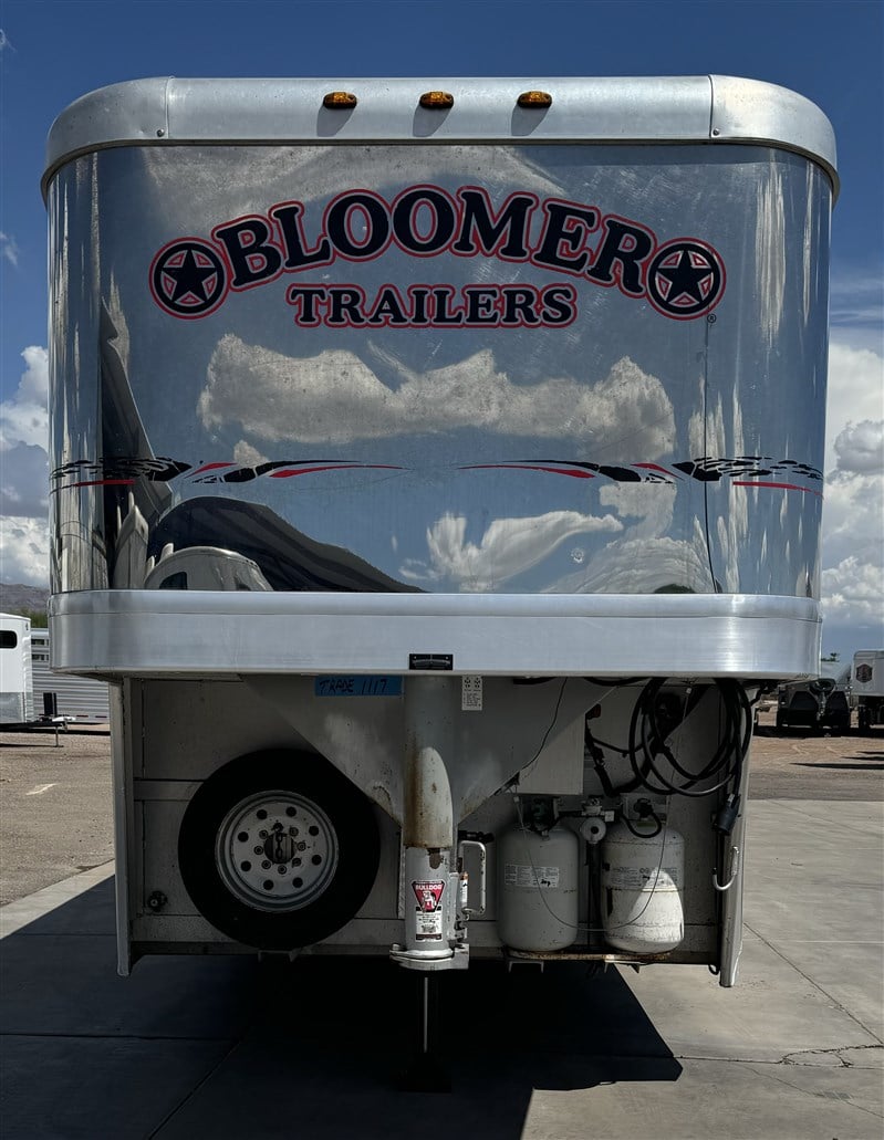 2004 Bloomer 3h with 15' sw by duster conversions