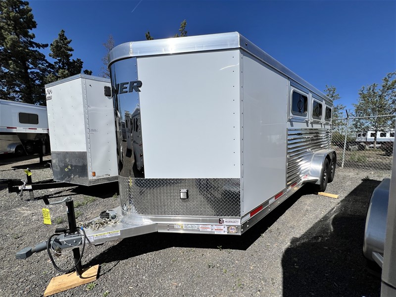 Trailer Photo 2