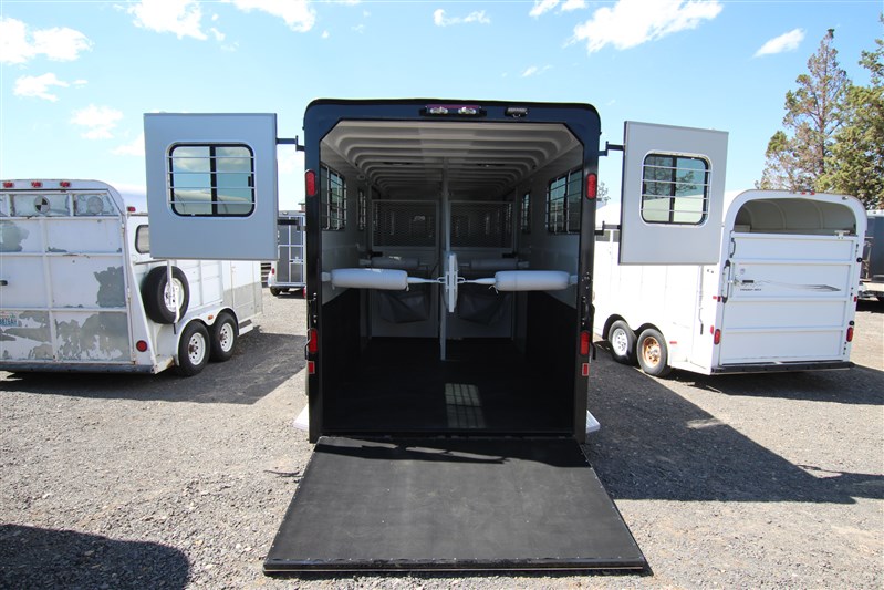 Trailer Photo 5