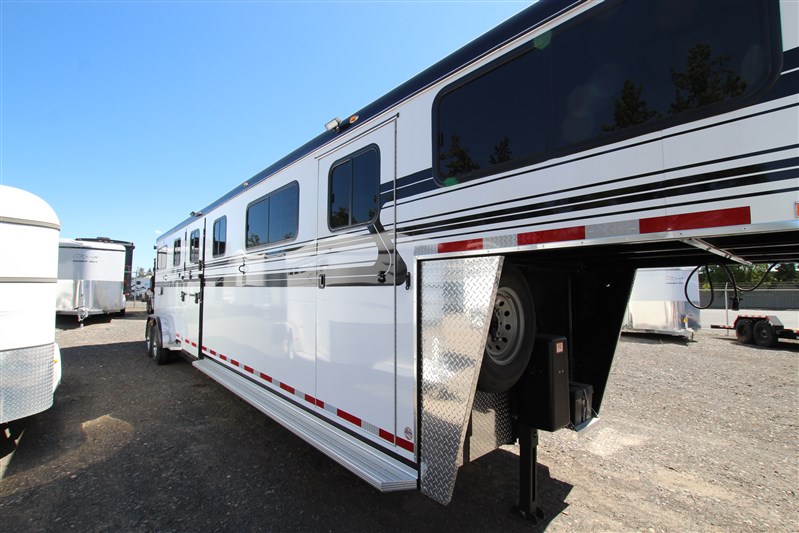 Trailer Photo 4